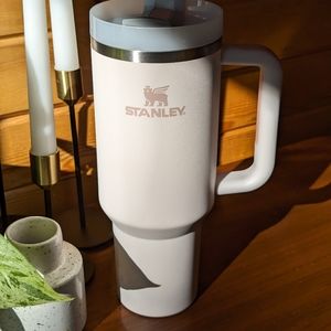 Rose quartz Stanley Quencher 40oz